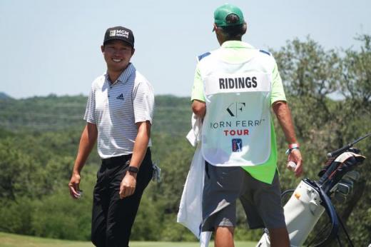 移動(dòng)日TPC圣安東尼奧挑戰(zhàn)賽取得一桿領(lǐng)先 竇澤成連續(xù)三天打出六字頭，并列位于21位